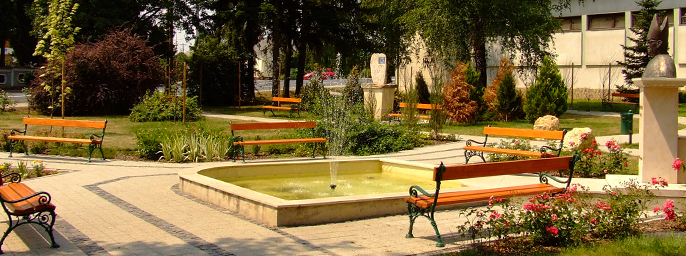 Zalal�v� - Szabads�g T�r (dr. L�kai L�szl� B�boros szobra)