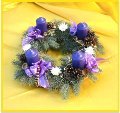 Megh�vjuk �nt �s kedves csal�dj�t a v�rosk�zpontban fel�ll�tott Betlehemhez vas�rnaponk�nt. 
A program minden vas�rnap 15 �rakor kezd�dik az adventi koszor� gyerty�j�nak meggy�jt�s�val.
