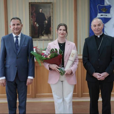 Zala György Díjat kapott az Ezüstlile Néptánc Egyesület Zala György Díjat kapott az Ezüstlile Néptánc Egyesület
