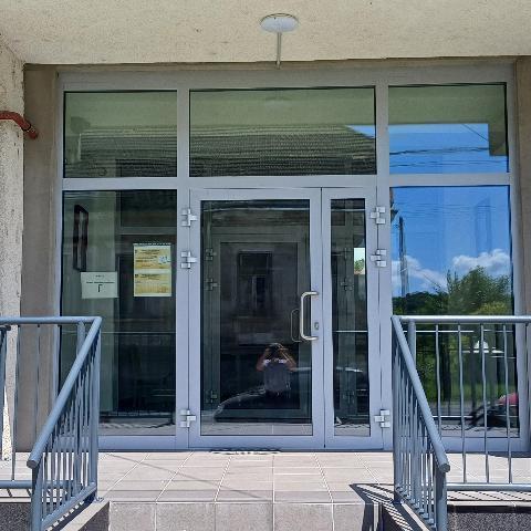 Dr. Dorner Be�ta h�ziorvos helyettes�t�se